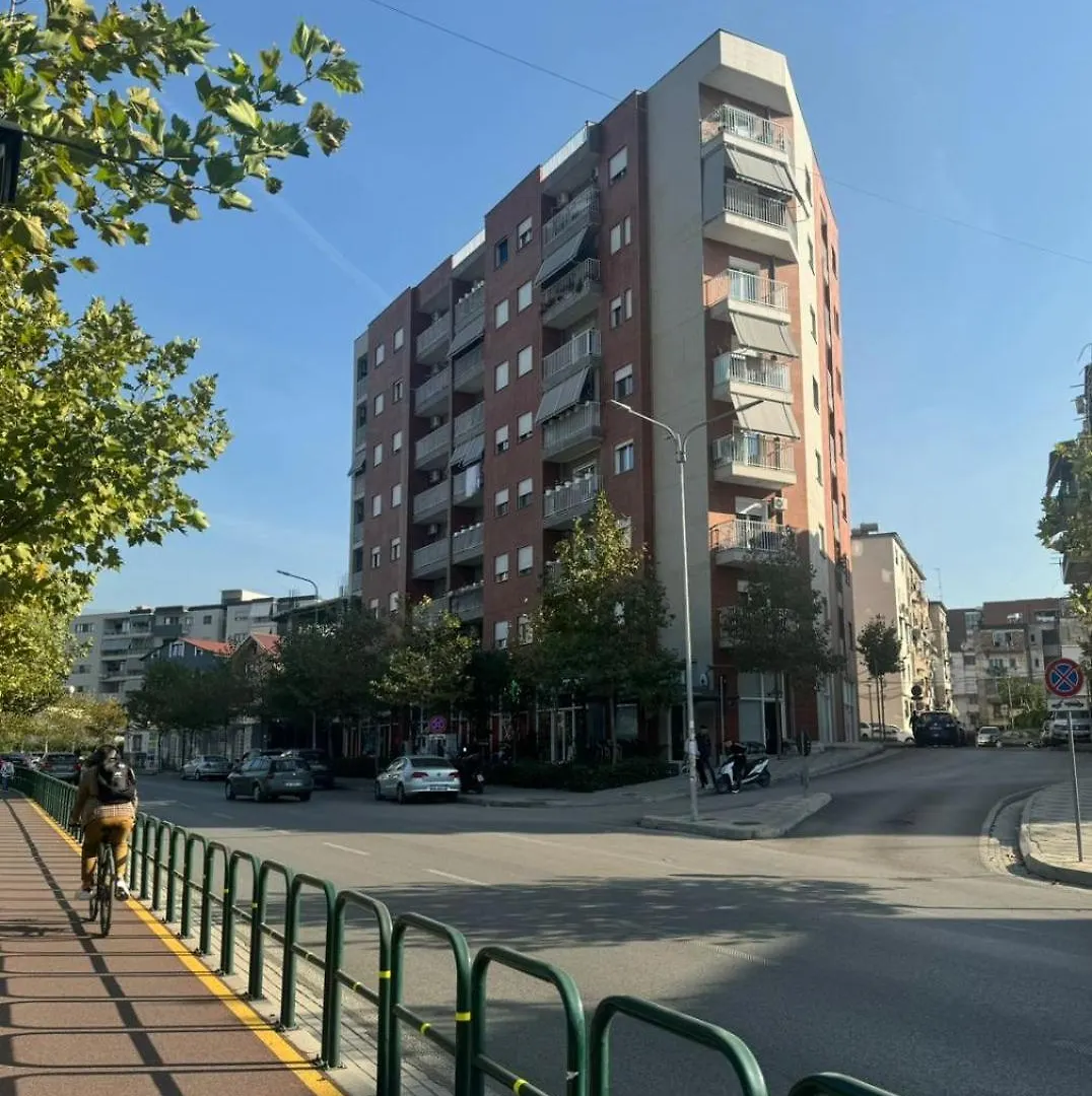 Apartamente Tirana contacts